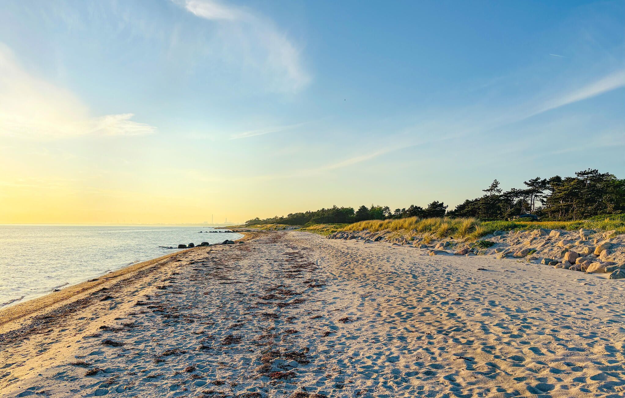Una spiaggia nelle vicinanze