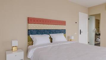 1 bedroom, in-room safe, desk, iron/ironing board