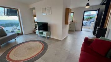 TV connectée, cheminée