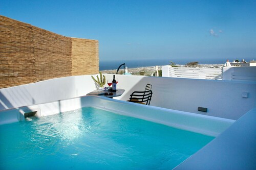 Wine Cellar House | Exclusive retreat that redefines luxury living in Santorini