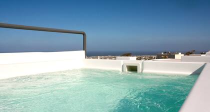 Wine Cellar House | Exclusive retreat that redefines luxury living in Santorini