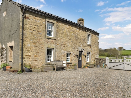 Box Tree Farmhouse - UK47034