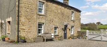 Box Tree Farmhouse - UK47034