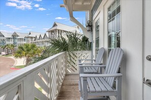 Interior - Pelican Point TC 10202 (Port Aransas)