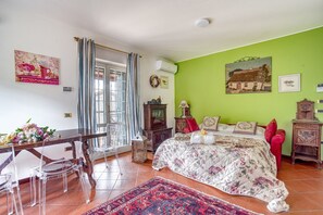 1 Schlafzimmer, Bügeleisen/Bügelbrett, WLAN, Bettwäsche