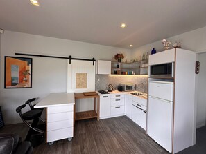 Micro-ondes, lave-vaisselle