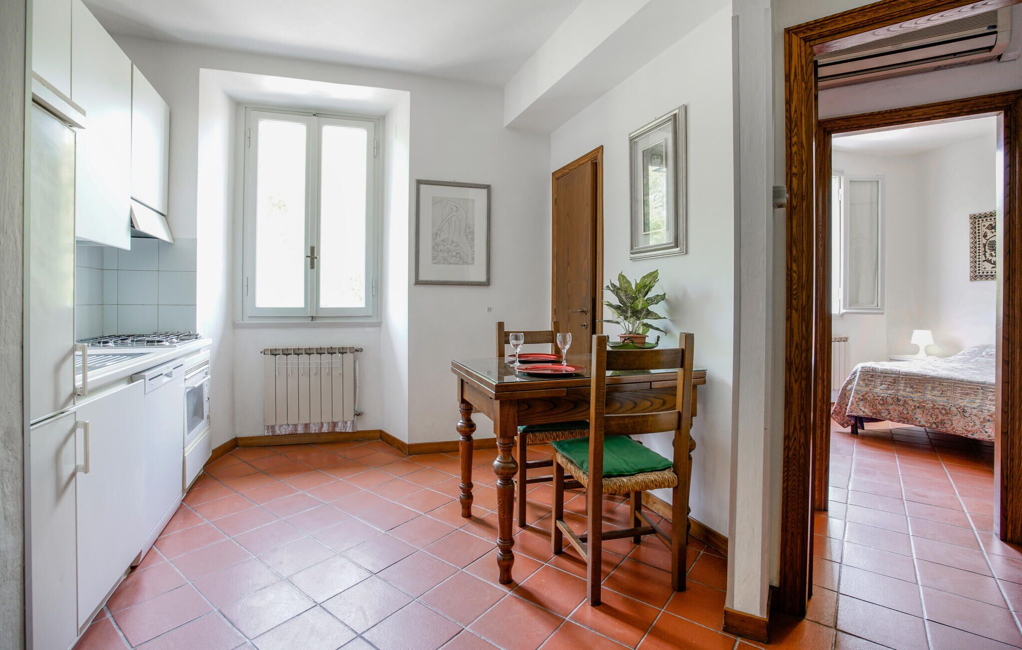 Kühlschrank, Herdplatte, Geschirrspüler