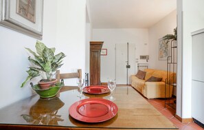 Living area - Nice apartment in Firenze with WiFi (Firenze)