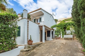 Exterior - Villa 'Polina' with Mountain View, Wi-Fi and Air Conditioning (Capdepera)