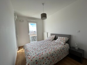 2 bedrooms