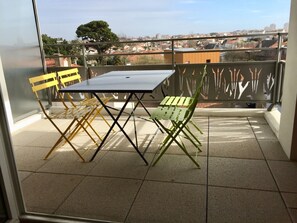 Outdoor dining - L'escale, apartment for 4 guests (Les Sables-d'Olonne)
