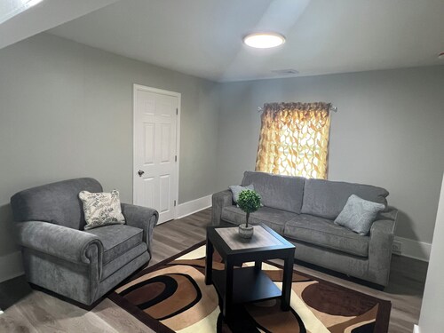 Peaceful Onset Beach Home. 5 Bedrooms, Wareham MA