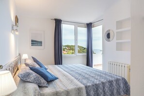 4 Schlafzimmer, Bügeleisen/Bügelbrett, kostenloses WLAN, Bettwäsche