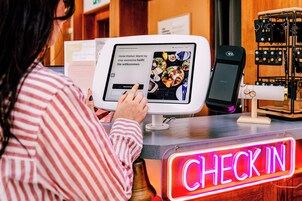 Mostrador para check-in y check-out