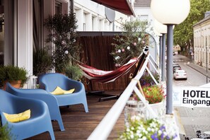 Habitación económica doble, vistas a la ciudad | Terraza o patio