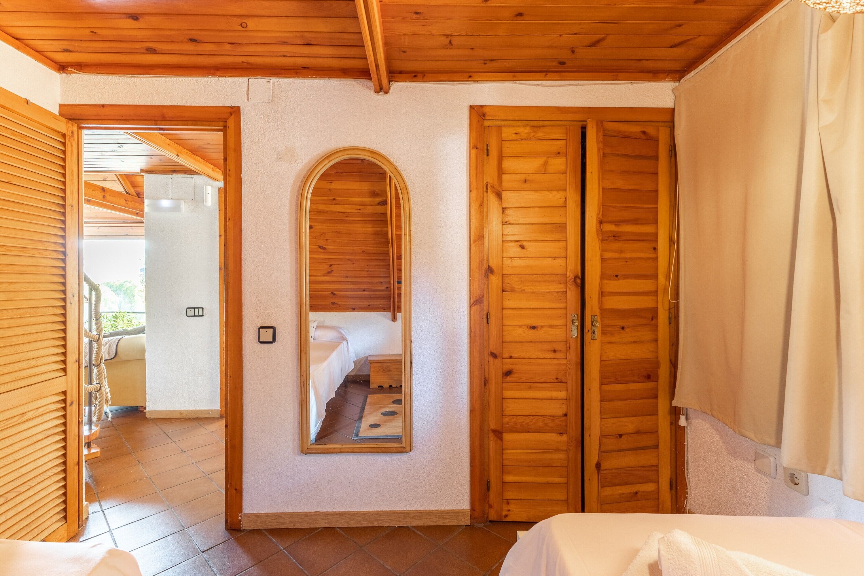 4 Schlafzimmer, kostenloses WLAN, Bettwäsche