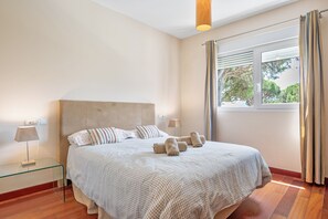 5 bedrooms, free WiFi, bed sheets - Villa 'El Cenador - Solo Familias' with Private Pool, Wi-Fi and Air Conditioning (Roche)