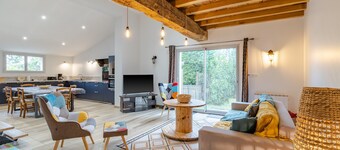 Gîte de Lamour – Charm, Private Garden and Welcoming Stay in the Heart of Saint-Émilion