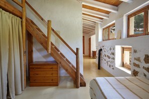 3 habitaciones, wifi gratis y ropa de cama 