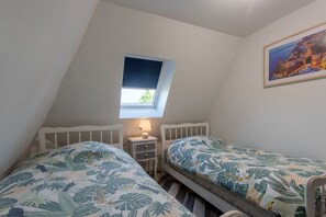 2 habitaciones, tabla de planchar con plancha y wifi gratis 