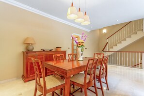 Dining - Holiday Home 'Villa Teide' with Sea Views, Private Terrace and Wi-Fi (La Orotava)