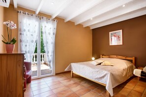 3 camere, Wi-Fi gratuito, lenzuola