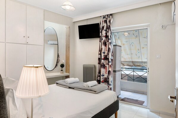 2 bedrooms, free WiFi, bed sheets