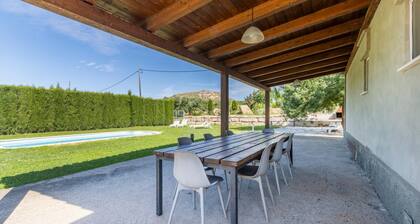 Wonderful Holiday Home Mas de l' Anneta