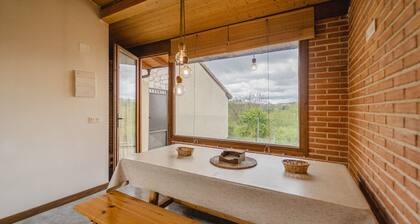 Holiday Home 'Casa Rural Bigotes' with Mountain View, Private Terrace and Wi-Fi