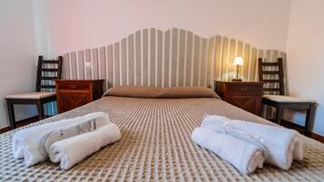 3 dormitoris, planxa i posts de planxar, wifi gratuïta i roba de llit