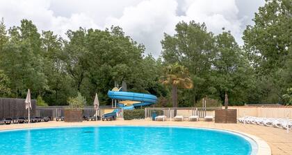 Mobile Home 'Mobil-home' with Shared Pool and Private Terrace