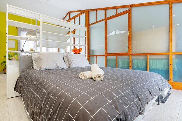 1 bedroom, iron/ironing board, free WiFi, bed sheets