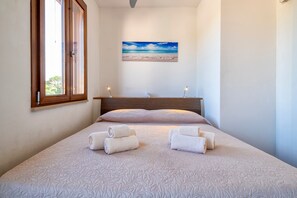 2 quartos, Wi-Fi de cortesia, roupa de cama