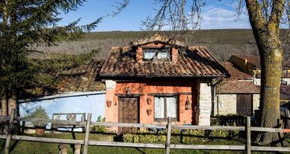 Holiday Home 'La Casita De Zalama' with Private Garden and Wi-Fi