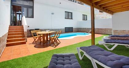 Vacation Home 'Lin House' with Private Pool, Private Terrace and Wi-Fi