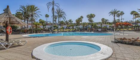 Opvarmet pool