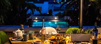 Villa 'Linda' with Sea View, Wi-Fi and Air Conditioning