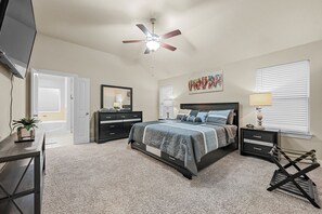 4 chambres, bureau, fer et planche à repasser, Wi-Fi