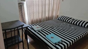 واي فاي مجانًا وملاءات أسرّة