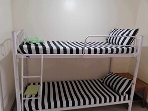 Economy Quadruple Room, Non Smoking