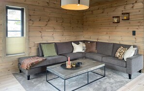 Smart TV, fireplace - 3 bedroom beautiful home in Lesjaverk (Lesjaverk)