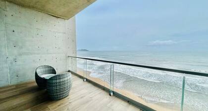 Hermoso departamento a pie de playa en Mazatlán