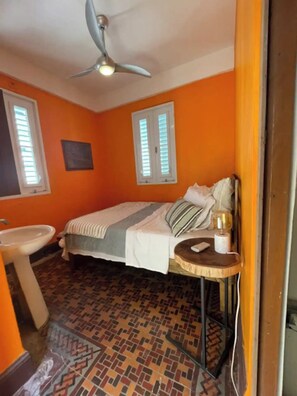1 habitación, wifi y ropa de cama 
