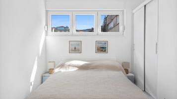 2 bedrooms, free WiFi, bed sheets