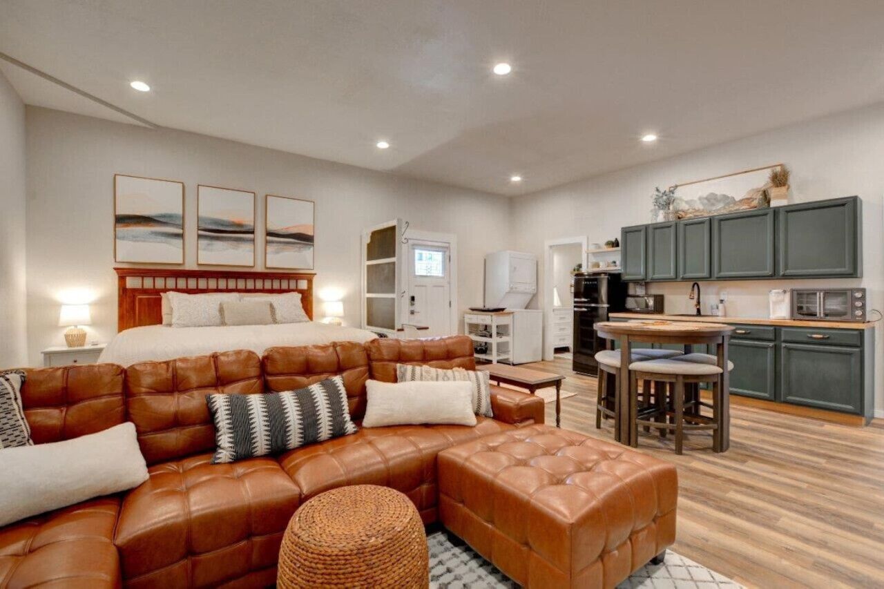 1 chambre, fer et planche à repasser, Wi-Fi gratuit, draps fournis