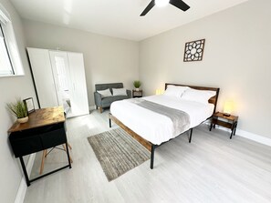 1 bedroom, iron/ironing board, WiFi, bed sheets - Private studio in Ft. Lauderdale  (Fort Lauderdale)
