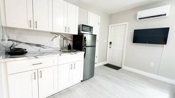 Microwave, stovetop