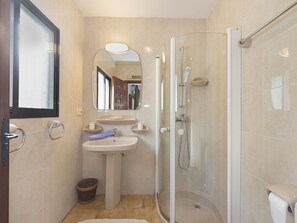 風筒、提供毛巾