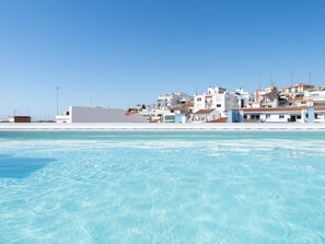 Pool - Ideal long stay: central, parking and pool (Sant Pol de Mar)