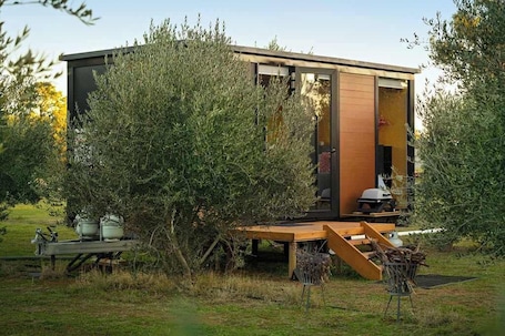 Property grounds. The Little Grove Retreat by Tiny Away